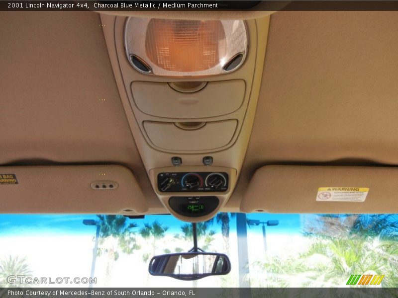 Charcoal Blue Metallic / Medium Parchment 2001 Lincoln Navigator 4x4
