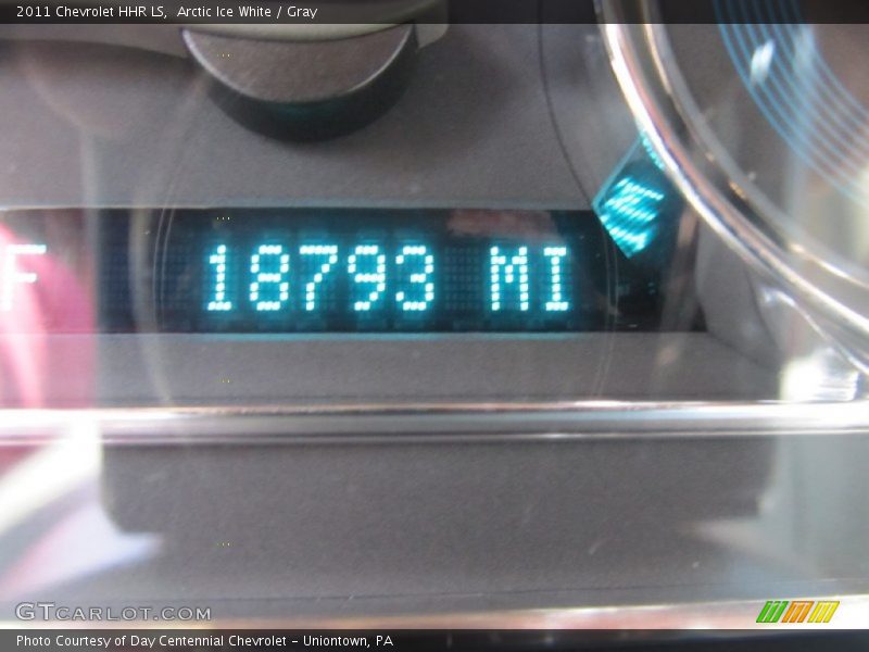 Arctic Ice White / Gray 2011 Chevrolet HHR LS
