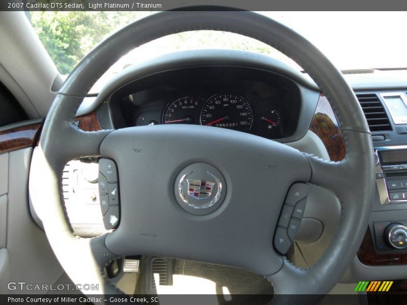 Light Platinum / Titanium 2007 Cadillac DTS Sedan