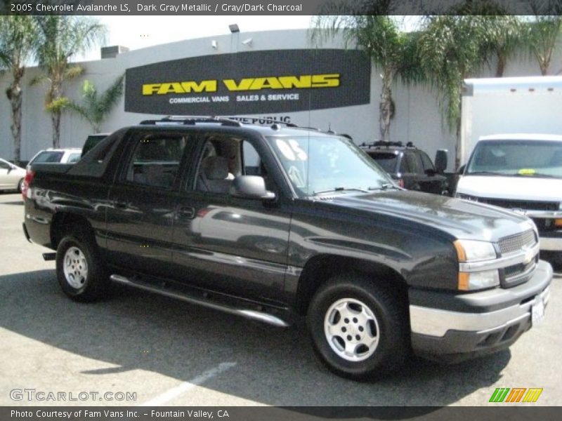 Dark Gray Metallic / Gray/Dark Charcoal 2005 Chevrolet Avalanche LS