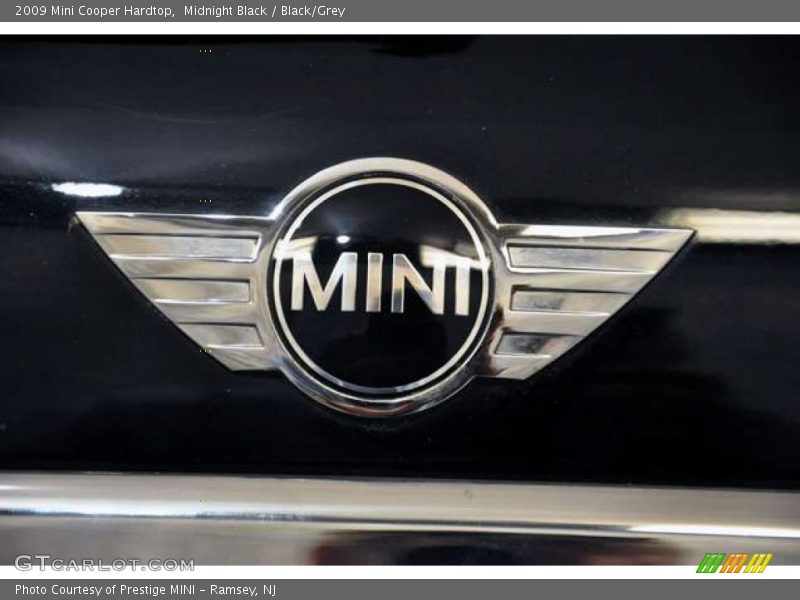 Midnight Black / Black/Grey 2009 Mini Cooper Hardtop