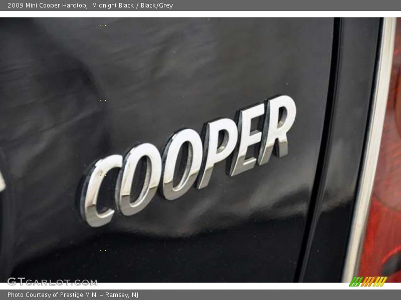 Midnight Black / Black/Grey 2009 Mini Cooper Hardtop