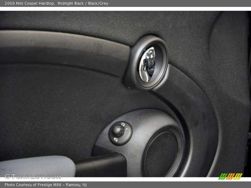 Midnight Black / Black/Grey 2009 Mini Cooper Hardtop