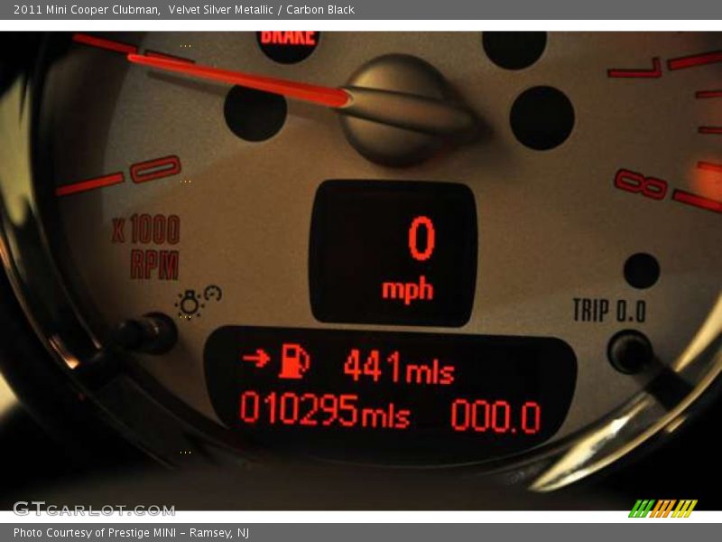 Velvet Silver Metallic / Carbon Black 2011 Mini Cooper Clubman