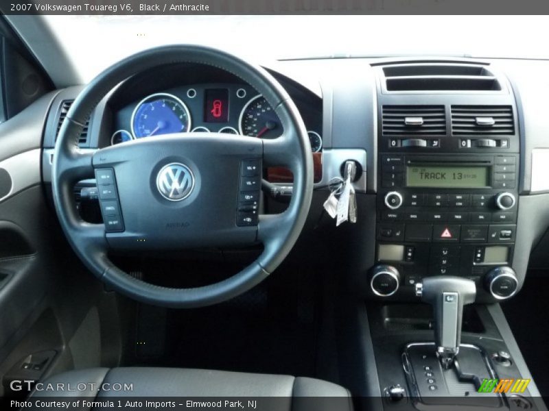 Black / Anthracite 2007 Volkswagen Touareg V6