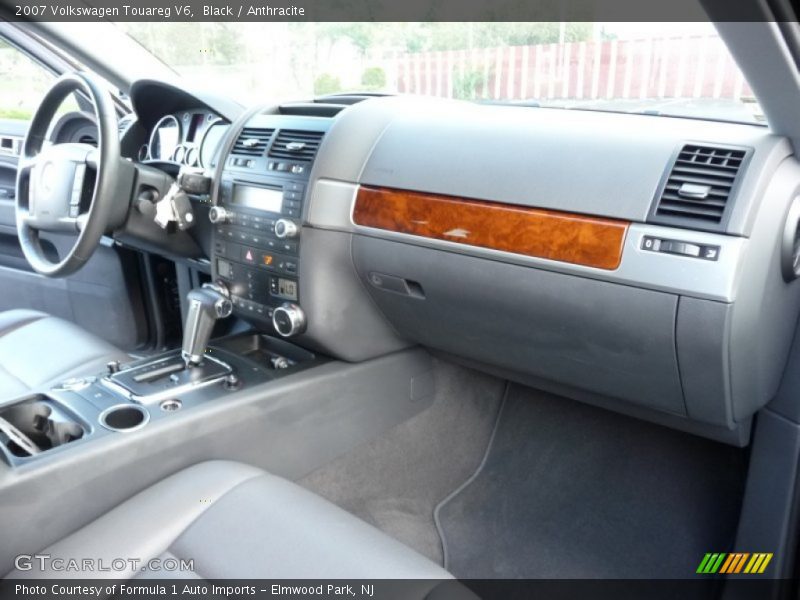 Black / Anthracite 2007 Volkswagen Touareg V6