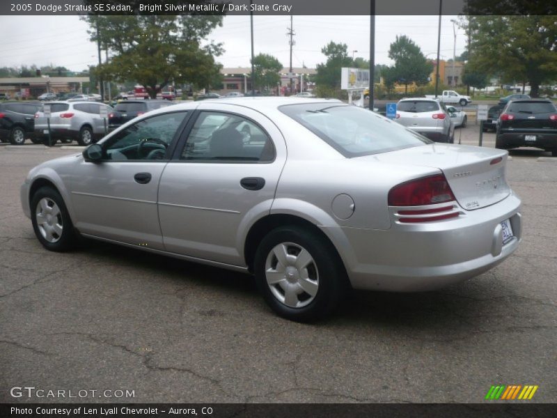 Bright Silver Metallic / Dark Slate Gray 2005 Dodge Stratus SE Sedan