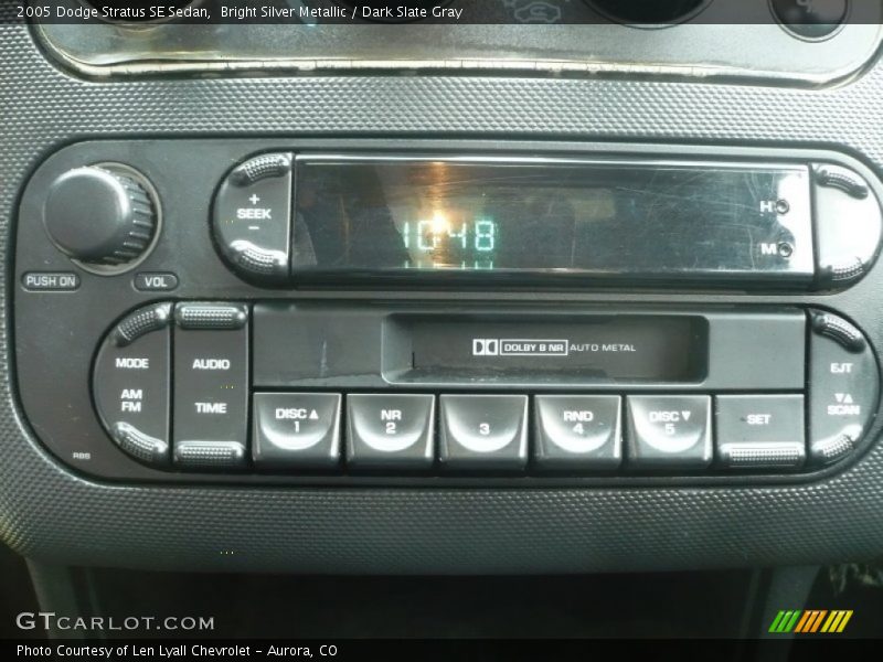 Audio System of 2005 Stratus SE Sedan