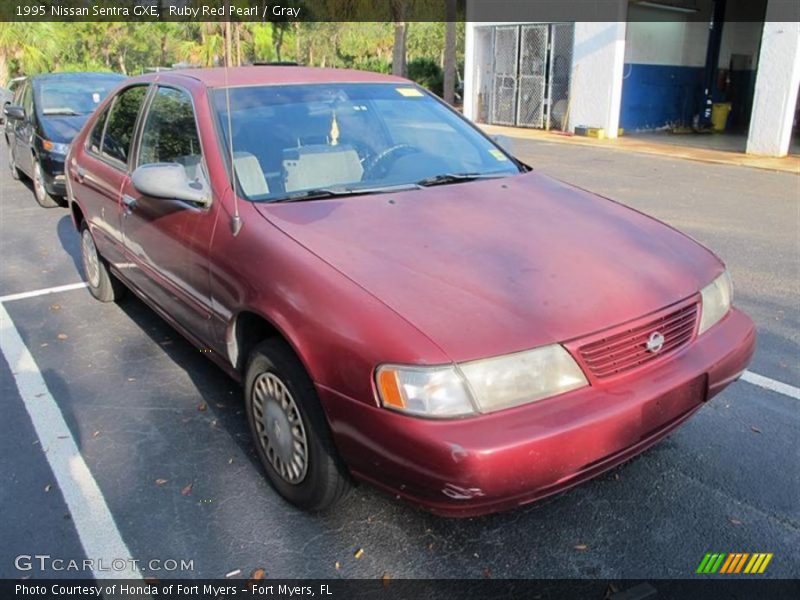 Ruby Red Pearl / Gray 1995 Nissan Sentra GXE
