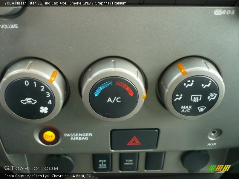 Smoke Gray / Graphite/Titanium 2004 Nissan Titan SE King Cab 4x4