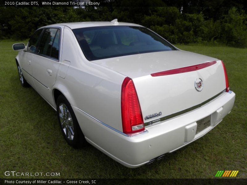 White Diamond Tri-coat / Ebony 2010 Cadillac DTS