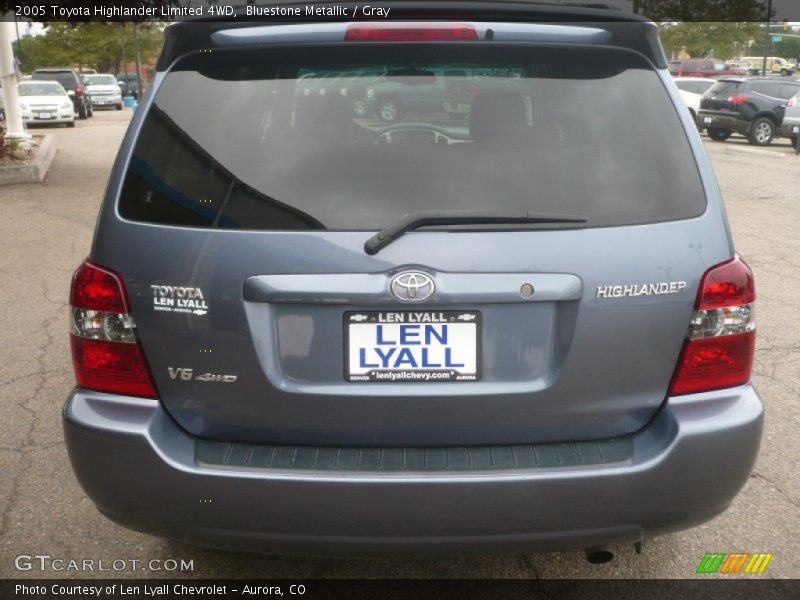 Bluestone Metallic / Gray 2005 Toyota Highlander Limited 4WD