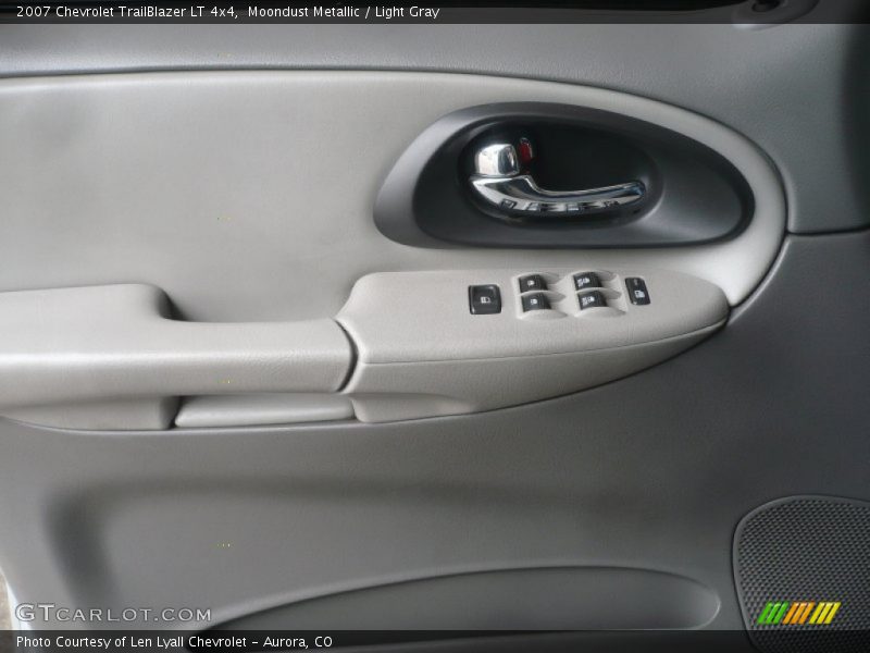 Moondust Metallic / Light Gray 2007 Chevrolet TrailBlazer LT 4x4