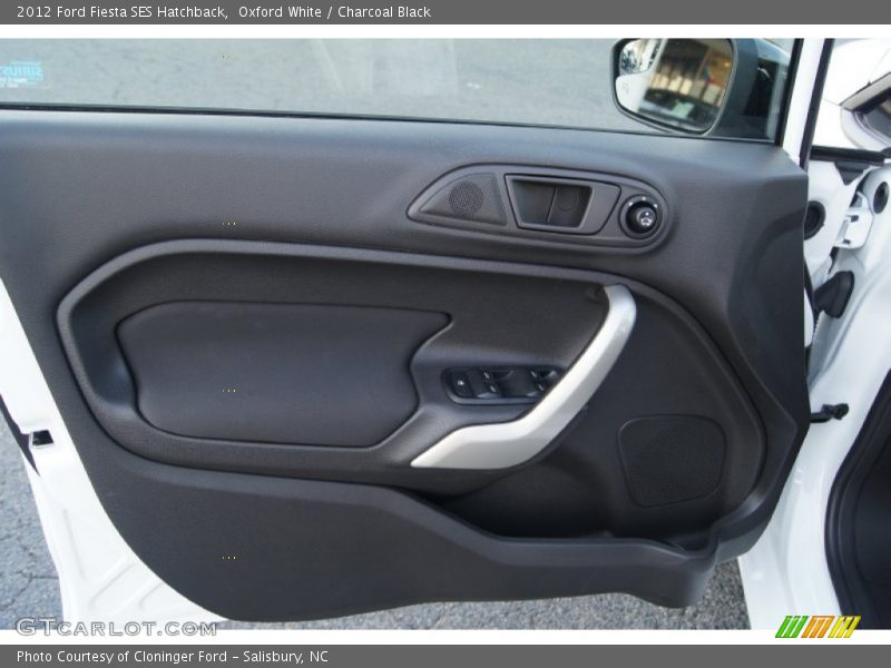 Door Panel of 2012 Fiesta SES Hatchback