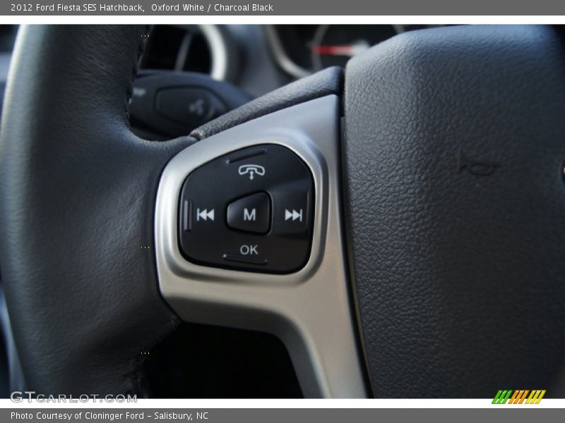 Controls of 2012 Fiesta SES Hatchback