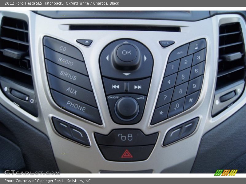 Controls of 2012 Fiesta SES Hatchback