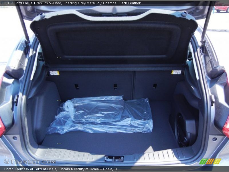  2012 Focus Titanium 5-Door Trunk