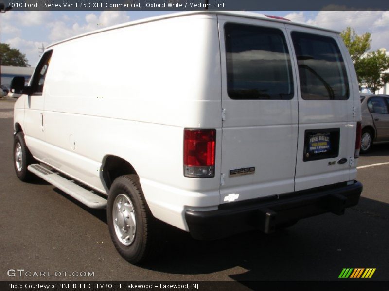Oxford White / Medium Flint 2010 Ford E Series Van E250 XLT Commericial