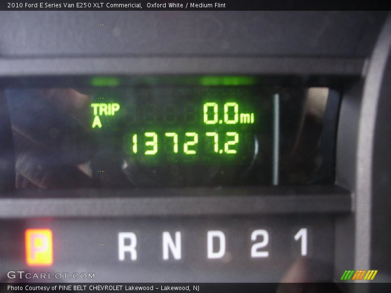 Oxford White / Medium Flint 2010 Ford E Series Van E250 XLT Commericial