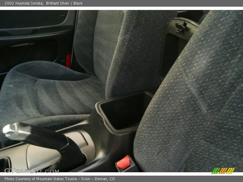 Brilliant Silver / Black 2002 Hyundai Sonata