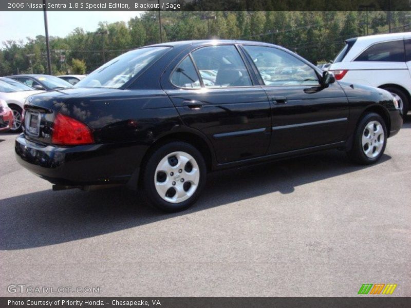 Blackout / Sage 2006 Nissan Sentra 1.8 S Special Edition