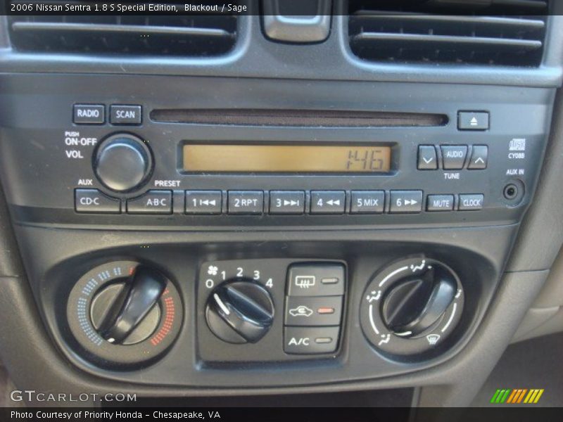 Blackout / Sage 2006 Nissan Sentra 1.8 S Special Edition