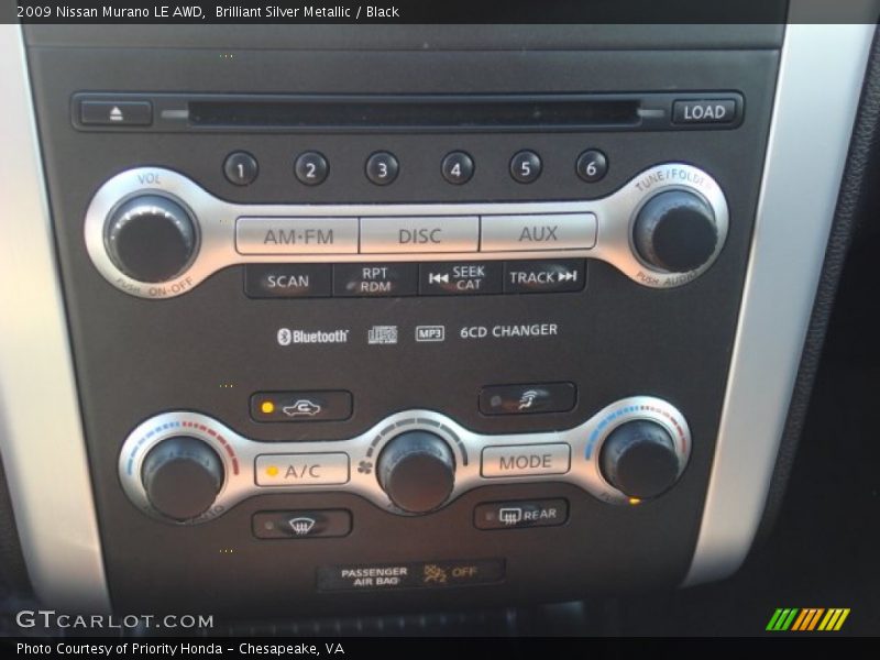 Brilliant Silver Metallic / Black 2009 Nissan Murano LE AWD