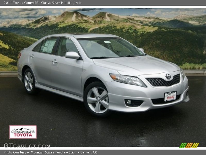 Classic Silver Metallic / Ash 2011 Toyota Camry SE