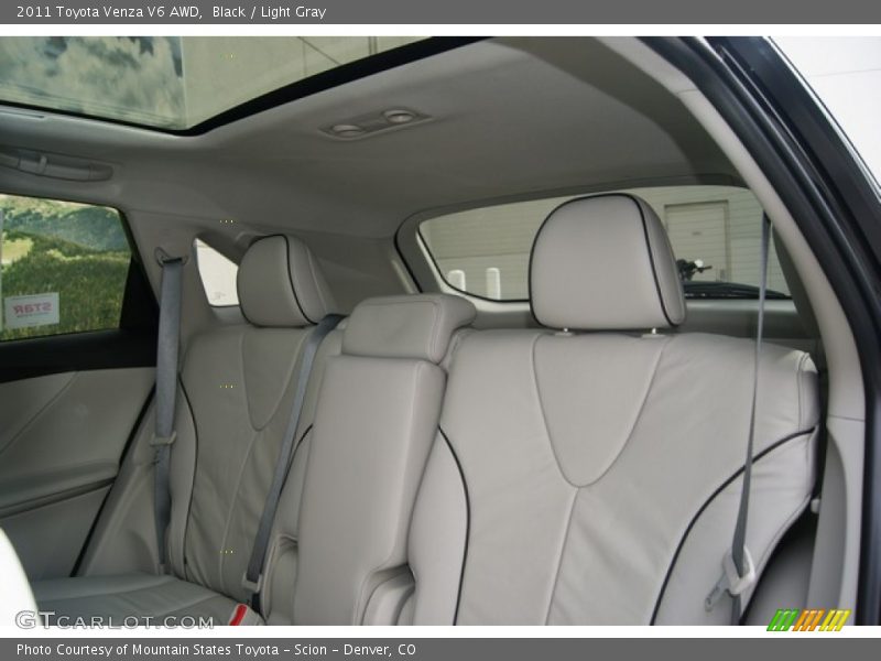 Black / Light Gray 2011 Toyota Venza V6 AWD