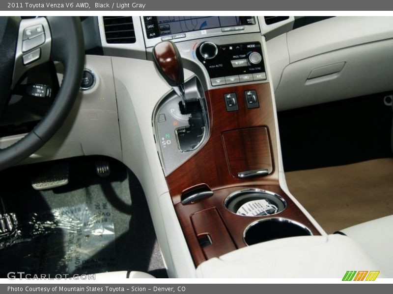 Black / Light Gray 2011 Toyota Venza V6 AWD