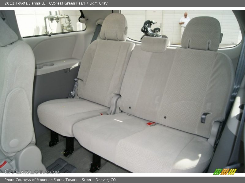 Cypress Green Pearl / Light Gray 2011 Toyota Sienna LE