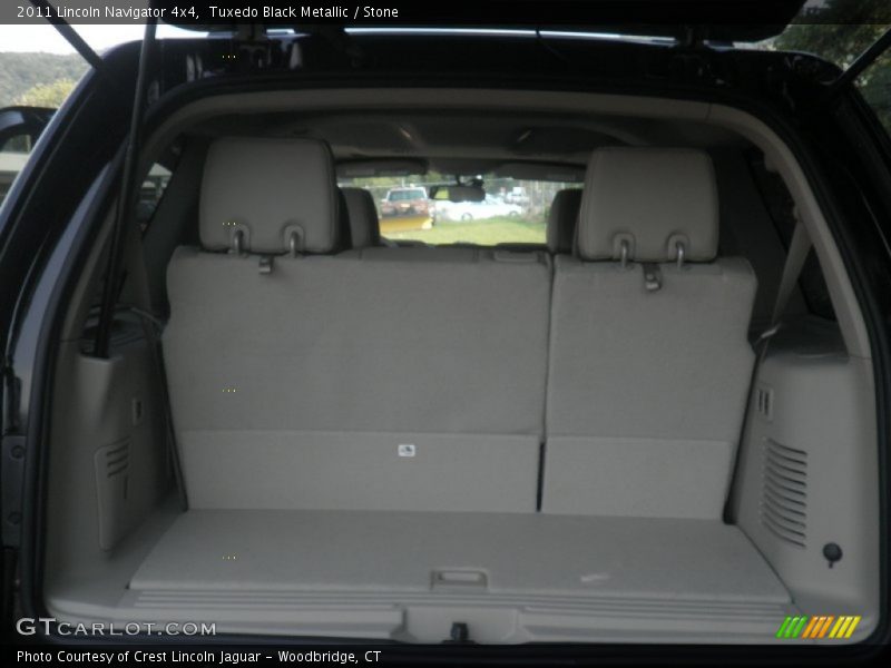 Tuxedo Black Metallic / Stone 2011 Lincoln Navigator 4x4