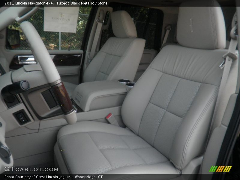  2011 Navigator 4x4 Stone Interior