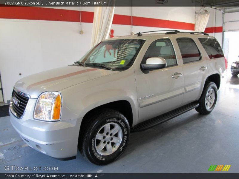 Silver Birch Metallic / Light Titanium 2007 GMC Yukon SLT