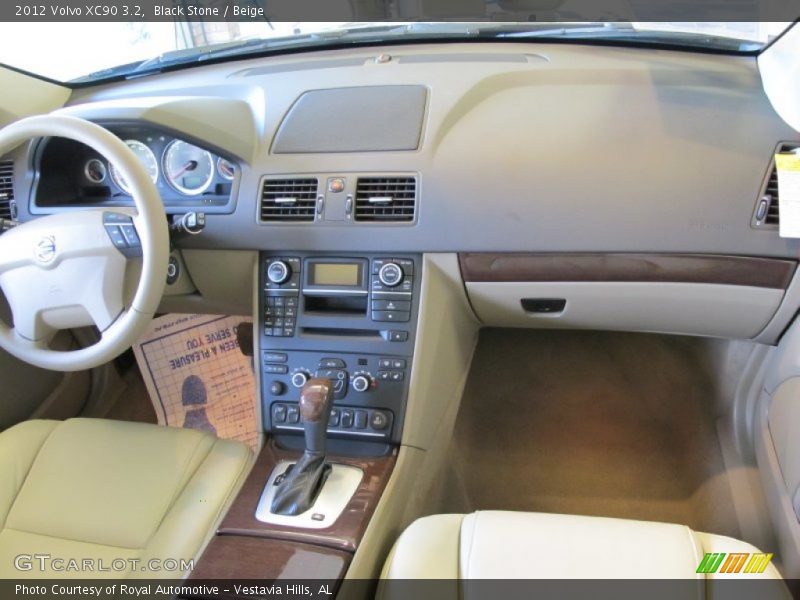 Dashboard of 2012 XC90 3.2