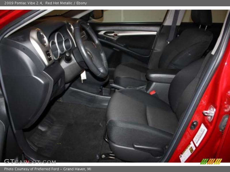  2009 Vibe 2.4 Ebony Interior