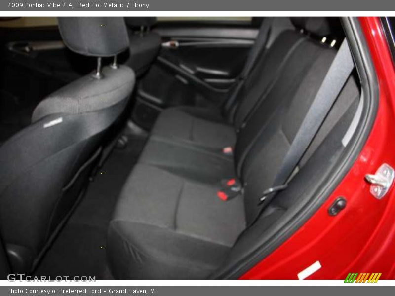 Red Hot Metallic / Ebony 2009 Pontiac Vibe 2.4