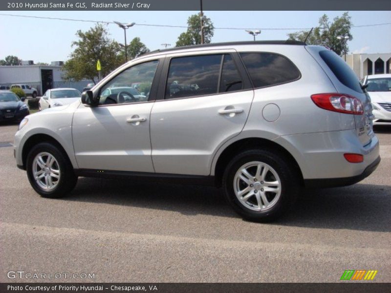 Radiant Silver / Gray 2010 Hyundai Santa Fe GLS