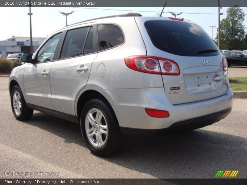 Radiant Silver / Gray 2010 Hyundai Santa Fe GLS
