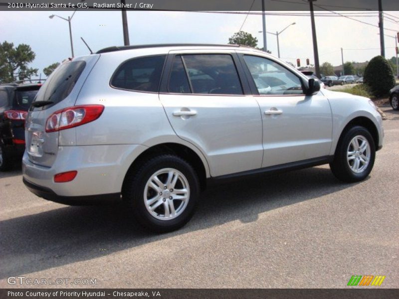 Radiant Silver / Gray 2010 Hyundai Santa Fe GLS