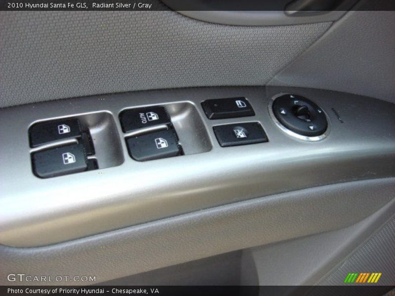 Radiant Silver / Gray 2010 Hyundai Santa Fe GLS