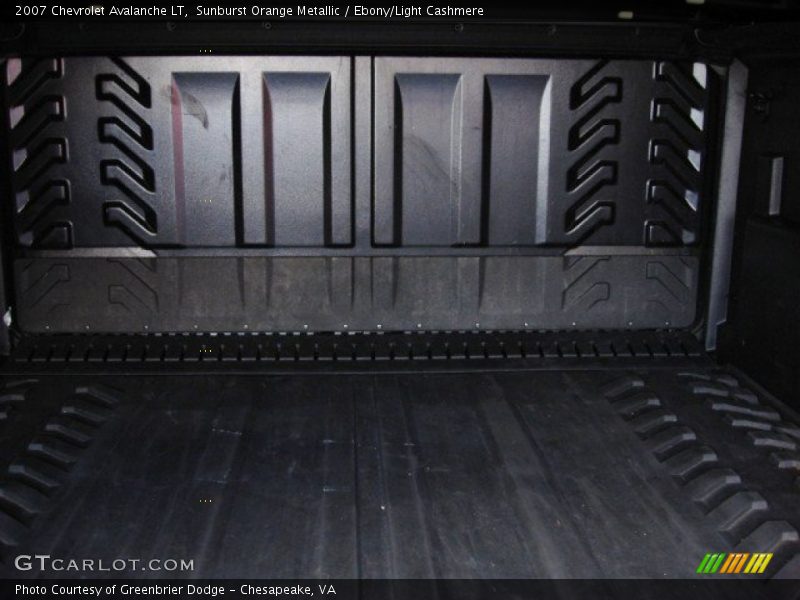 Sunburst Orange Metallic / Ebony/Light Cashmere 2007 Chevrolet Avalanche LT