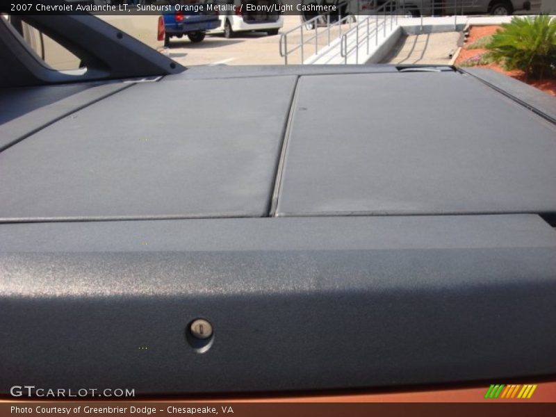 Sunburst Orange Metallic / Ebony/Light Cashmere 2007 Chevrolet Avalanche LT