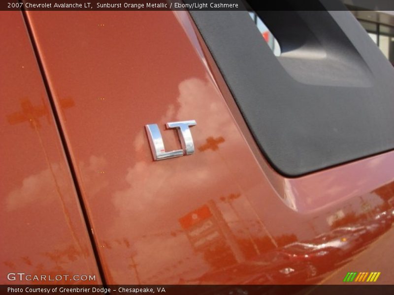Sunburst Orange Metallic / Ebony/Light Cashmere 2007 Chevrolet Avalanche LT