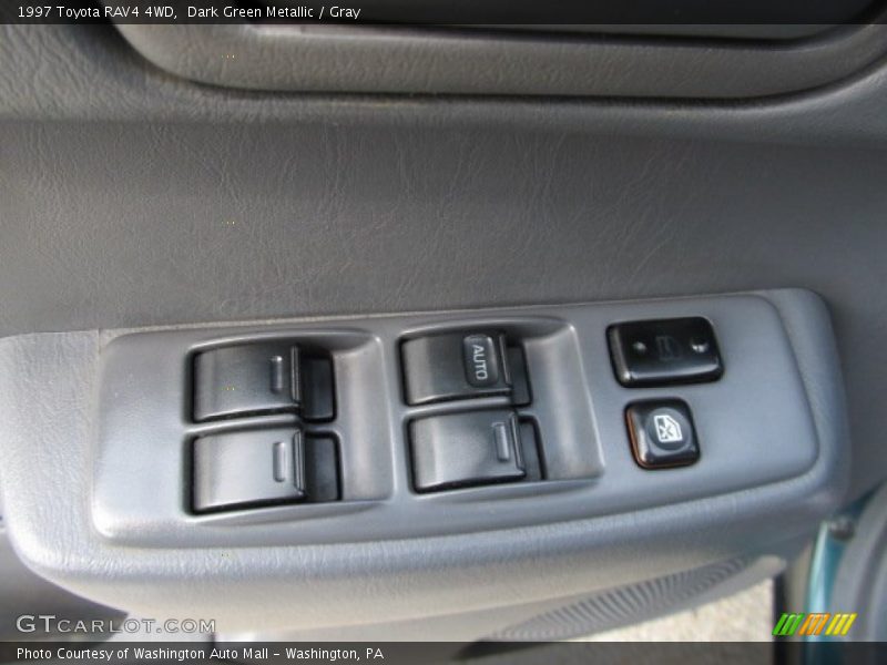 Controls of 1997 RAV4 4WD