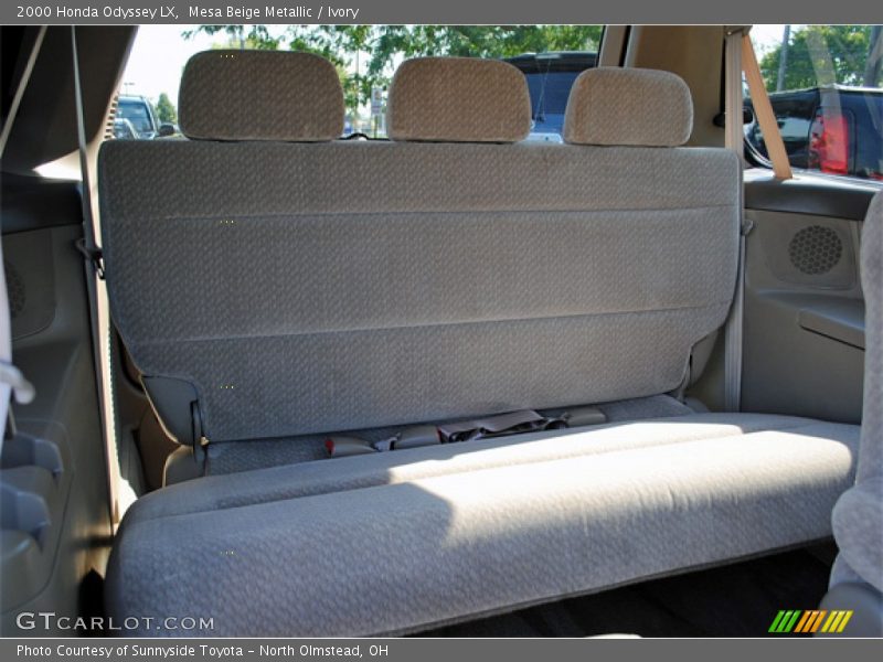  2000 Odyssey LX Ivory Interior