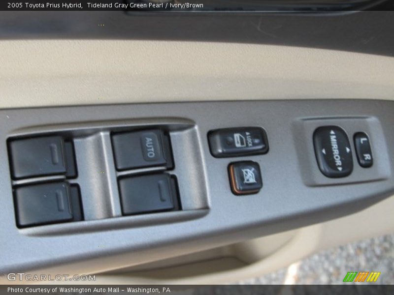 Tideland Gray Green Pearl / Ivory/Brown 2005 Toyota Prius Hybrid