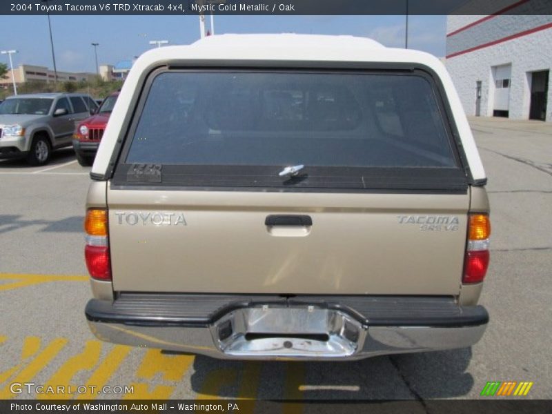 Mystic Gold Metallic / Oak 2004 Toyota Tacoma V6 TRD Xtracab 4x4