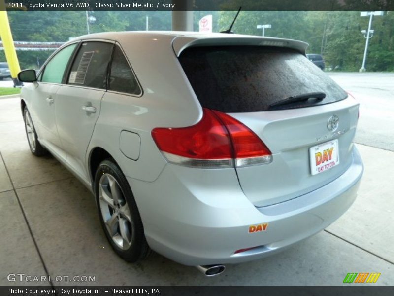 Classic Silver Metallic / Ivory 2011 Toyota Venza V6 AWD