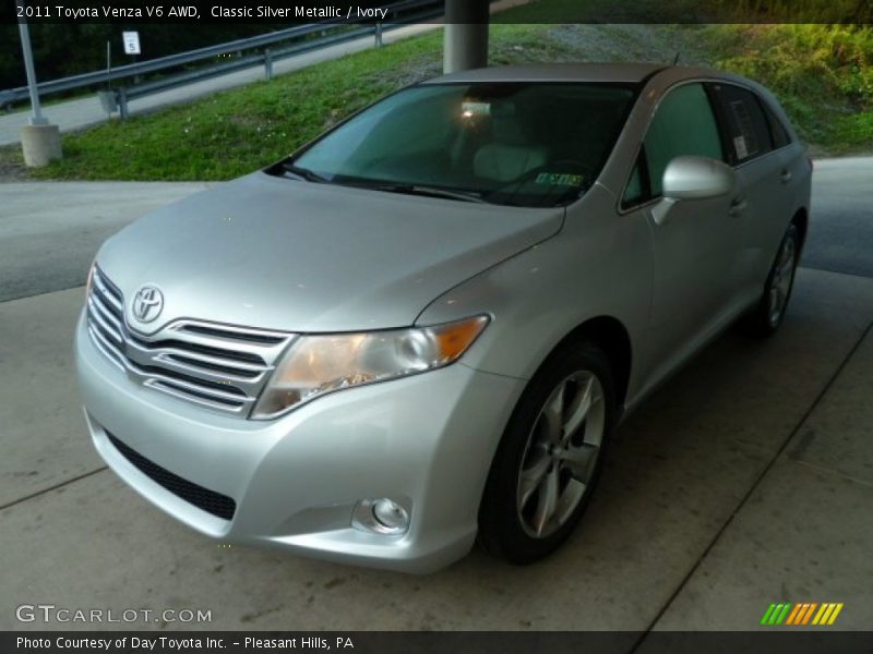Classic Silver Metallic / Ivory 2011 Toyota Venza V6 AWD